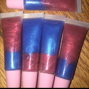 Lip gloss and lashes